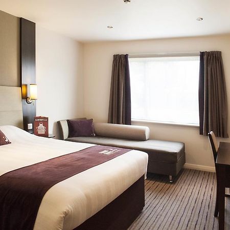Premier Inn Harlow Eksteriør bilde