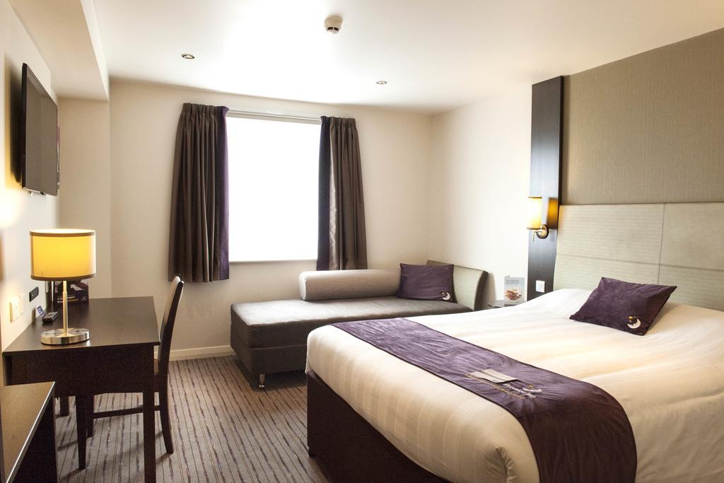 Premier Inn Harlow Rom bilde