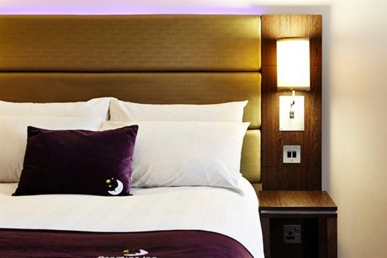 Premier Inn Harlow Eksteriør bilde